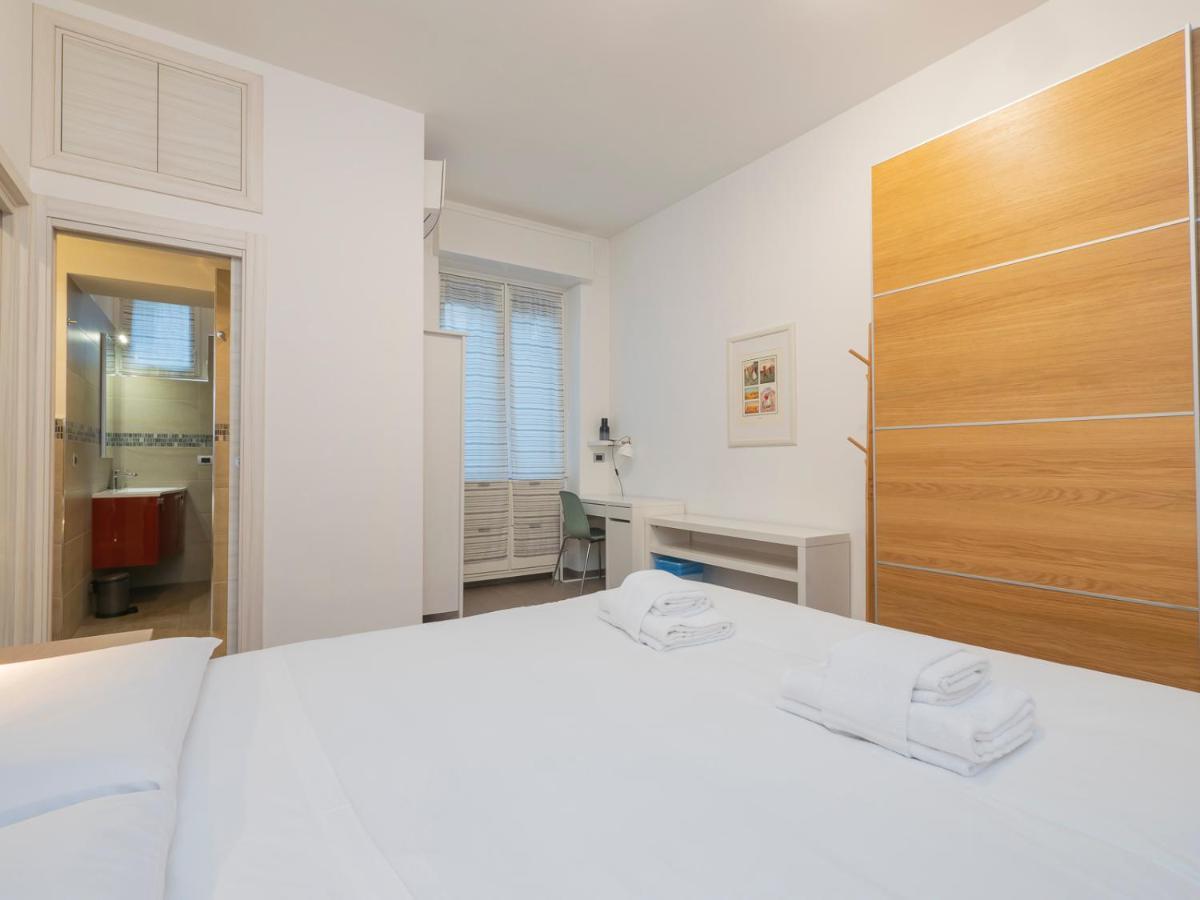 I Host Apartment - Montesuello 9 Милан Экстерьер фото