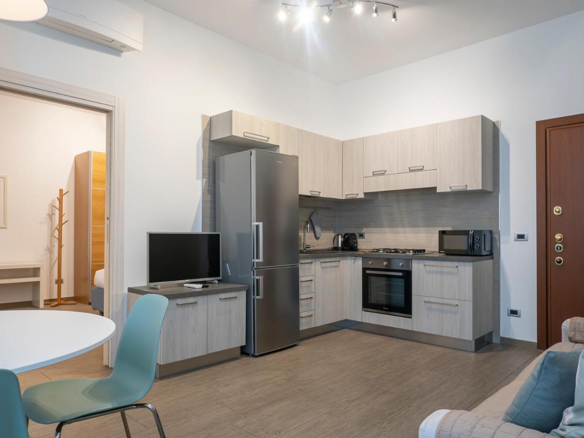 I Host Apartment - Montesuello 9 Милан Экстерьер фото